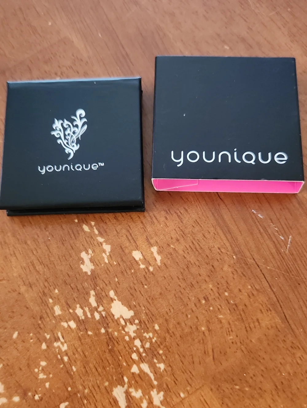 Younique Black Eyeshadow Compact with Pink Accent